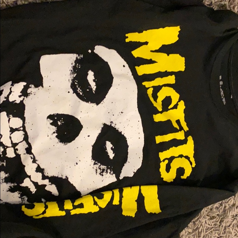 Fashion nova misfits tee
